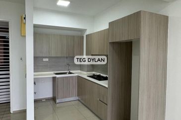 Gravit8 @ Klang South