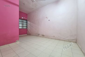 Taman Wangi (Tepi Sungai)