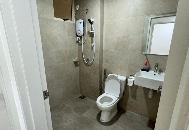 The Tresor @ Gravit 8 *