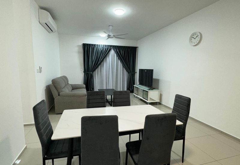 The Tresor @ Gravit 8 *