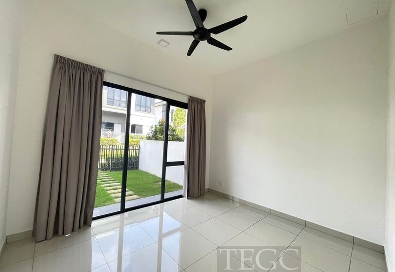 Dremien @ Eco Ardence