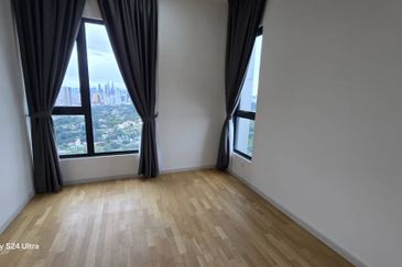 Residensi Solaris Parq