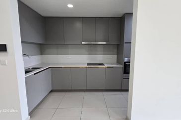 Residensi Solaris Parq