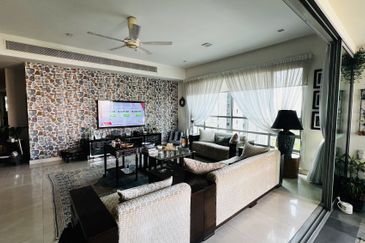 10 Mont Kiara (MK10)