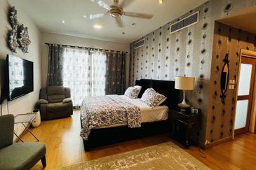 10 Mont Kiara (MK10)