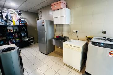 10 Mont Kiara (MK10)