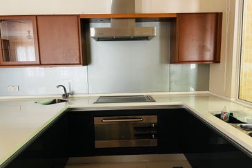 Residency, Kota Damansara