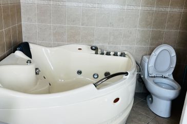 Residency, Kota Damansara