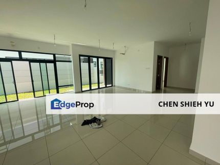 Bandar Putra Kulai IOI Gate B @ Double Storey Semi-D 40x80sqft 5Bed 5Bath 1.5m nego, Johor, Kulai