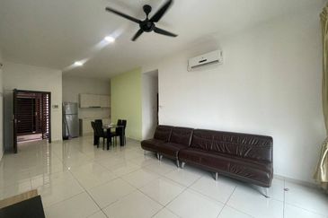 D'Summit Residences @ Kempas Utama