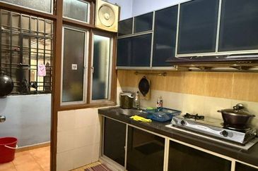 Indah Court Apartment