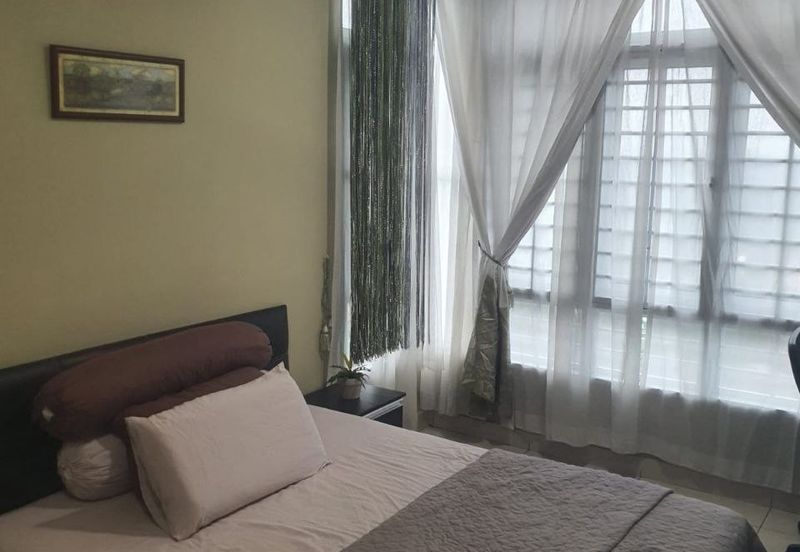 Golden Sands Seaview Residence