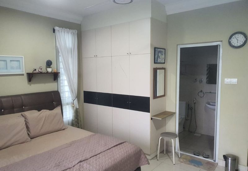 Golden Sands Seaview Residence