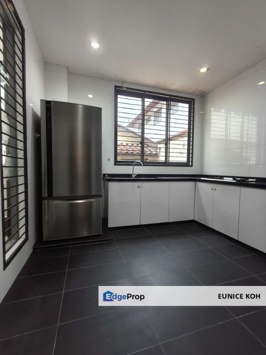 Hot Area🔥Taman Sri Tebrau Commercial Lot For Rent, Johor, Johor Bahru