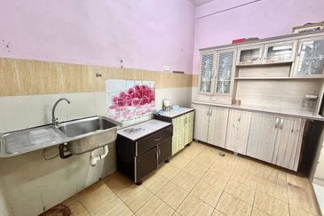 Indah Court Apartment