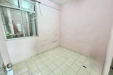 Indah Court Apartment