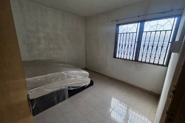 Villa Krystal, Bandar Selesa Jaya