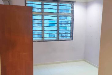 Villa Krystal, Bandar Selesa Jaya