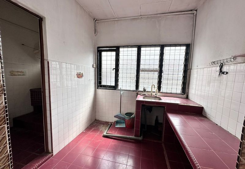 Flat Bandar Selesa Jaya @ Jalan Silat Lincah