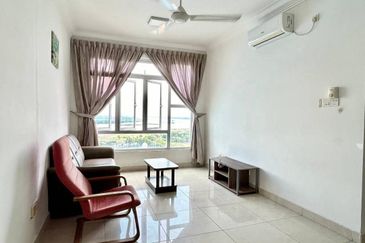 Sri Samudera Seaview Residence Suites