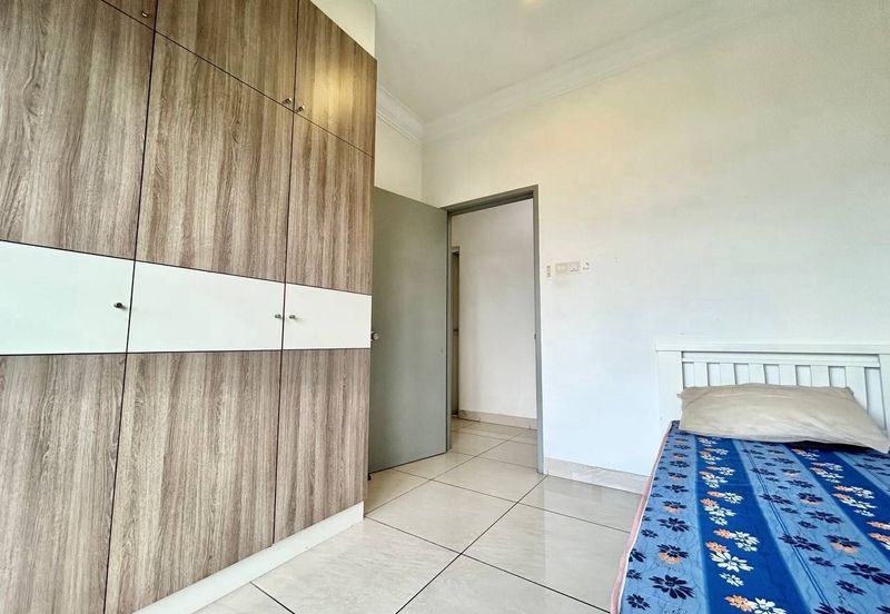 Sri Samudera Seaview Residence Suites