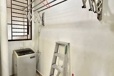 Sri Samudera Seaview Residence Suites