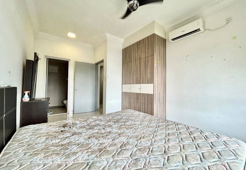 Sri Samudera Seaview Residence Suites