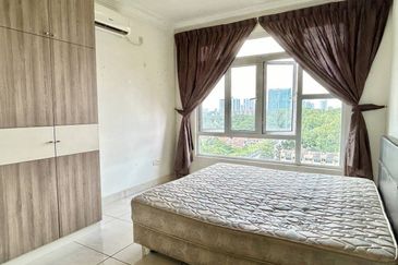 Sri Samudera Seaview Residence Suites