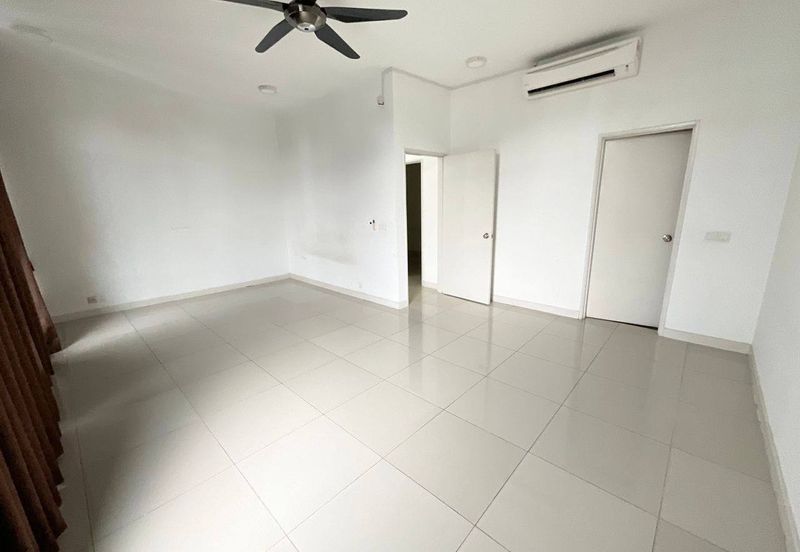 Dedaun Hijau (Greenfield Regency)