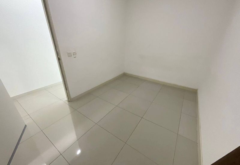 Dedaun Hijau (Greenfield Regency)