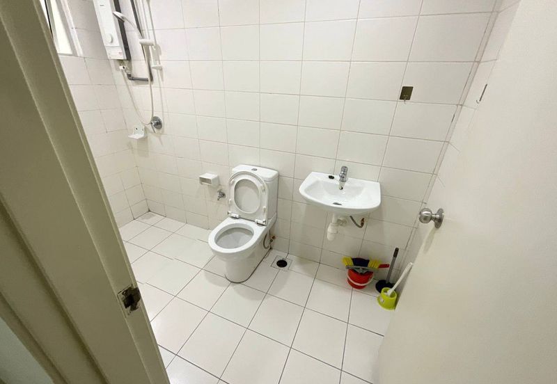 Dedaun Hijau (Greenfield Regency)