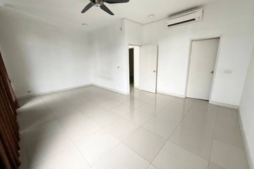 Dedaun Hijau (Greenfield Regency)