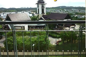 Ujana Executive Apartment