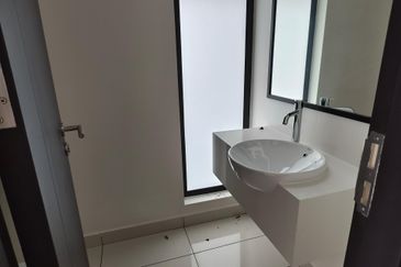 Avira Garden Terraces @ Medini