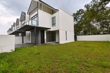 Avira Garden Terraces @ Medini