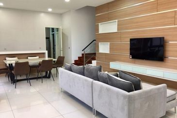 The Canal Garden South, Horizon Hills