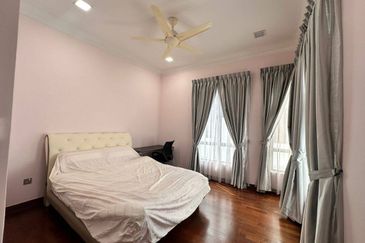 The Canal Garden South, Horizon Hills