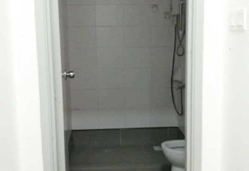 Seasons Luxury Apartments @ Amara Larkin