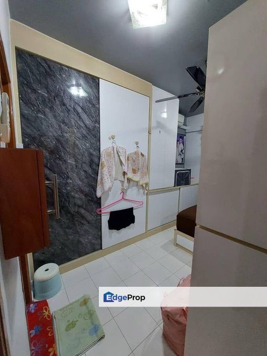 Villa crystal apartment, Johor, Skudai