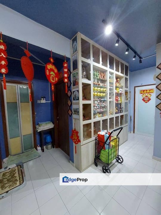 Villa crystal apartment, Johor, Skudai