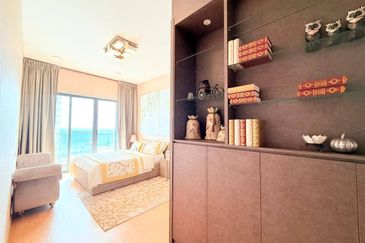 Royal Strand @ Country Garden Danga Bay