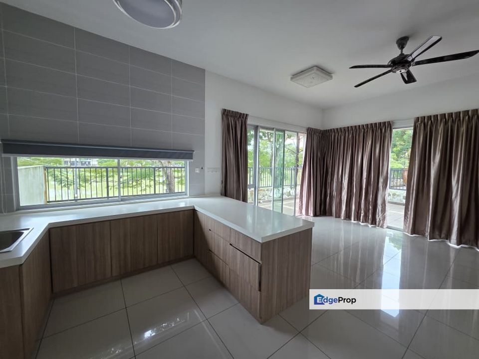 Nusa idaman 8 , Johor, Johor Bahru