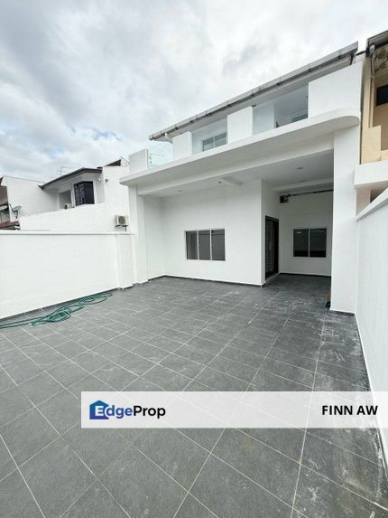 Endlot Fully Renovated Taman Tasek 2 Storey Terrace House , Johor, Johor Bahru