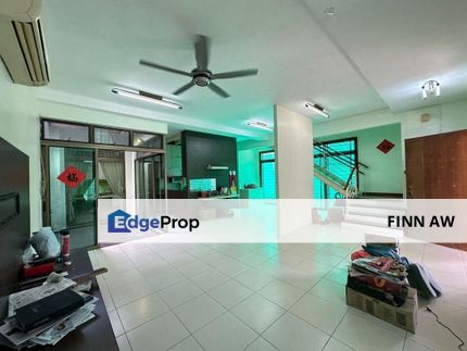 Partially Furnished Sutera Utama Double Storey Cluster House, Johor, Skudai