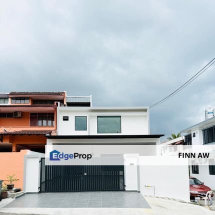 Endlot Fully Renovated Taman Tasek 2 Storey Superlink Terrace House, Johor, Johor Bahru