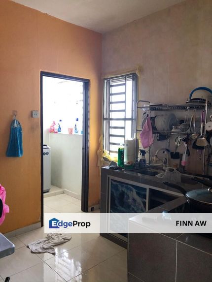 Partially Renovated Tampoi Utama Low Medium Cost Flat, Johor, Tampoi