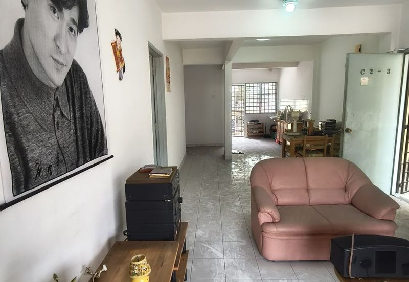 Lily & Jasmine Apartment