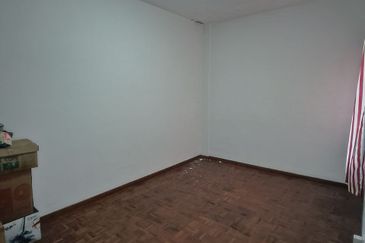 Lily & Jasmine Apartment