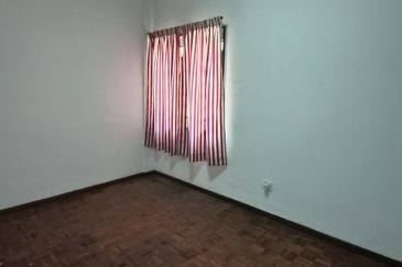 Lily & Jasmine Apartment