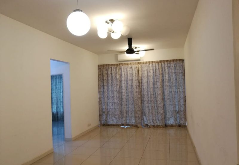 Dedaun Hijau (Greenfield Regency)